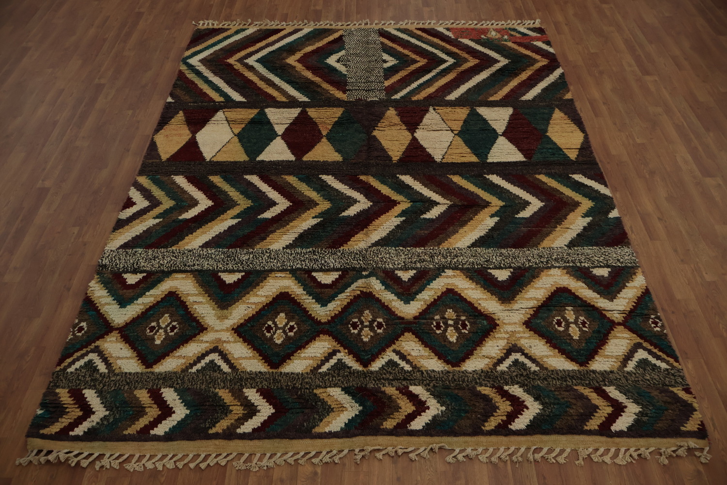 Enhance Your Home with Ethnic-Inspired Moroccan Wool Area Rug 8x11