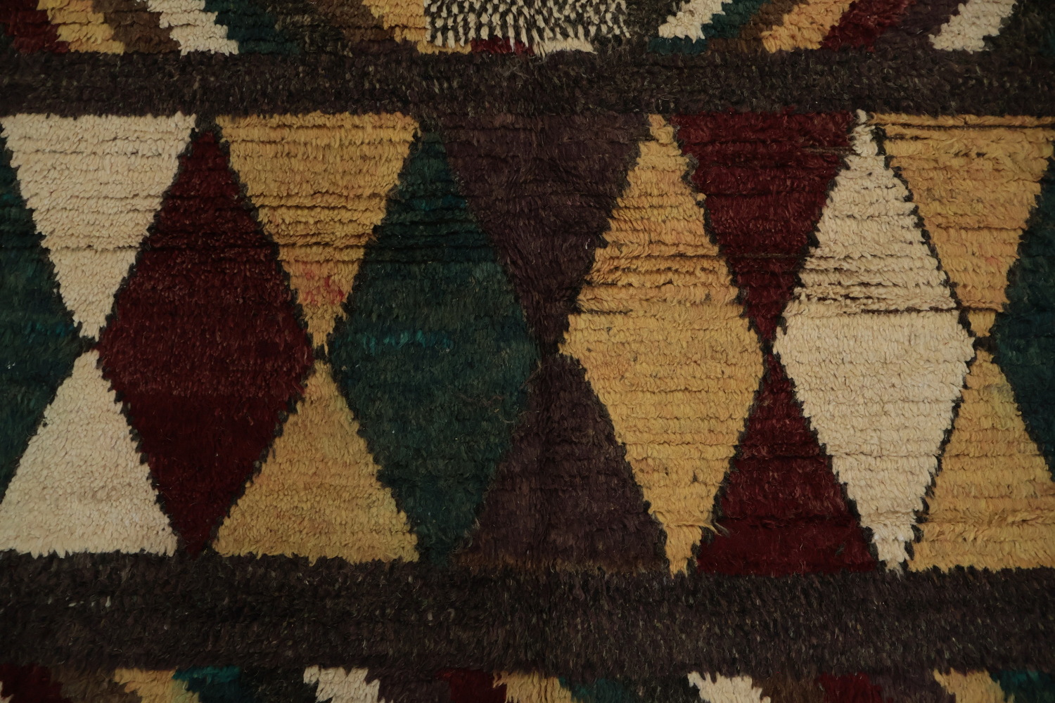 Enhance Your Home with Ethnic-Inspired Moroccan Wool Area Rug 8x11