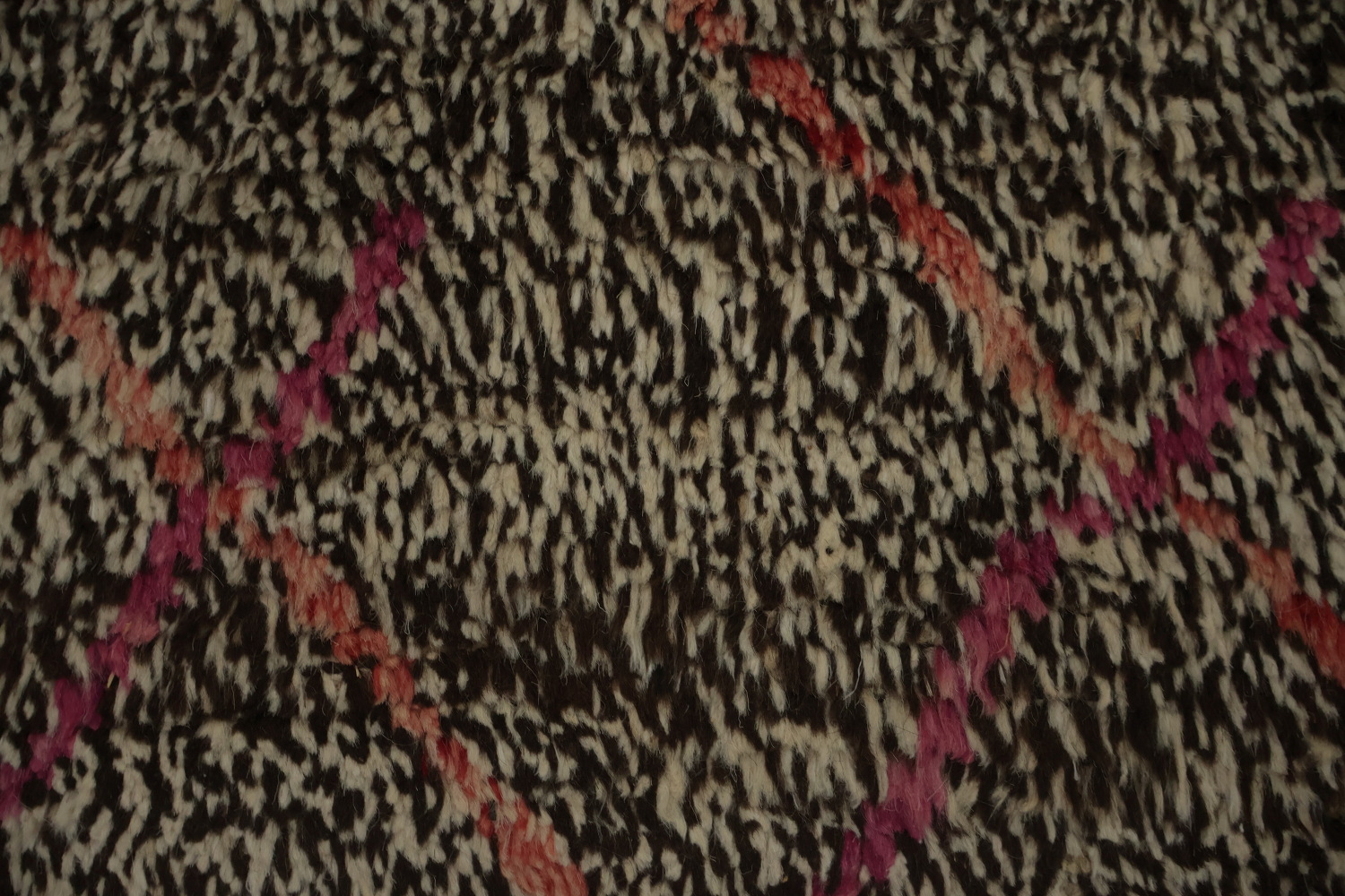 Handmade Moroccan Wool Area Rug 6x10 with Intricate Design Details