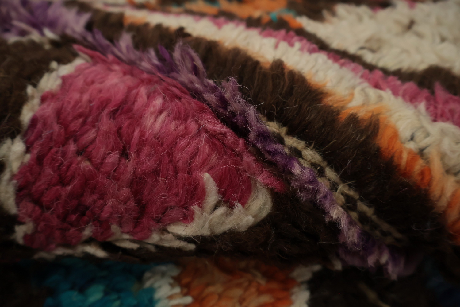 Expressive Moroccan Area Rug 6x10 with Distinct Geometric Patterns