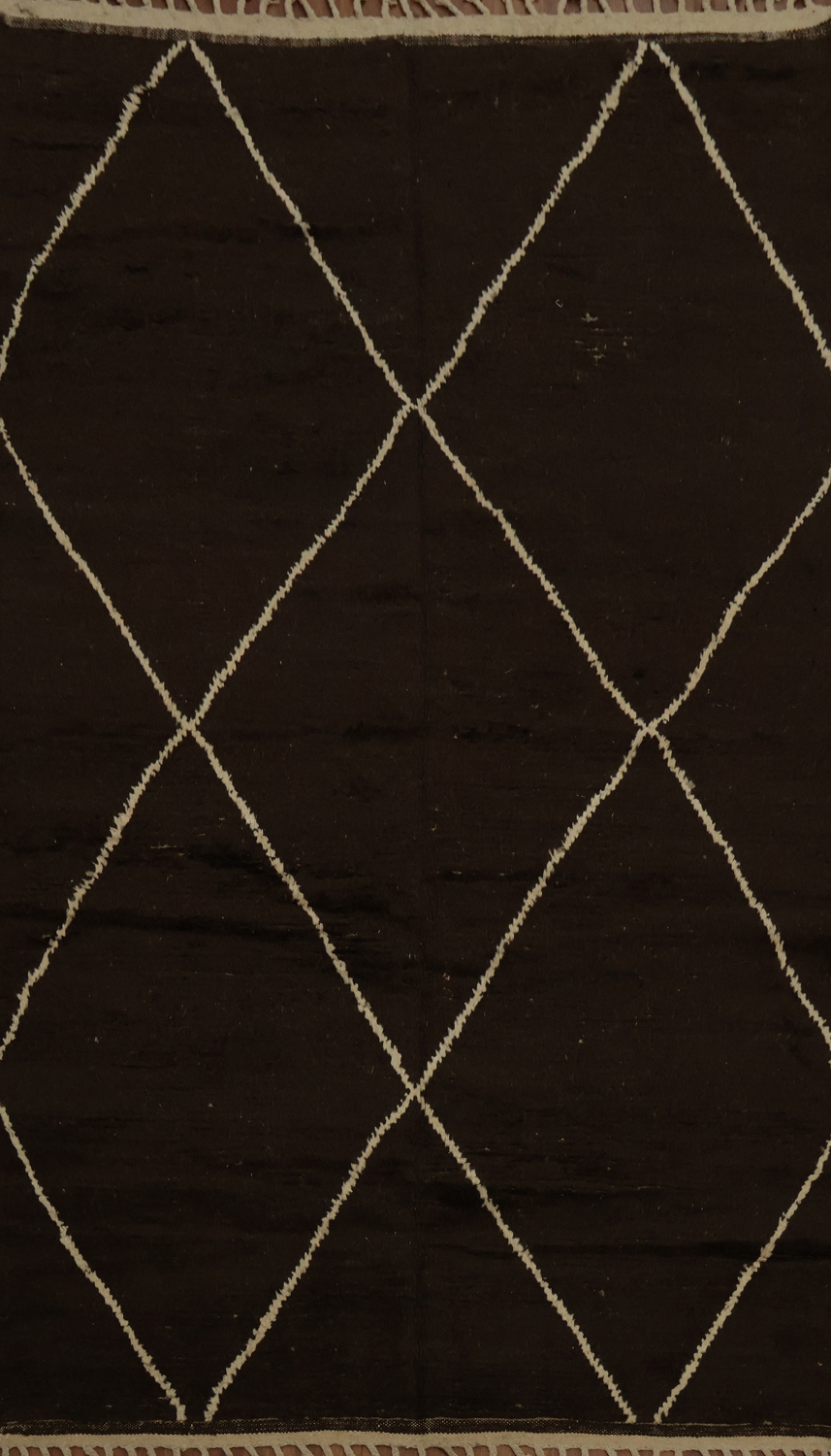 Chic Dark Brown Moroccan Area Rug 6x10 with Diamond Design