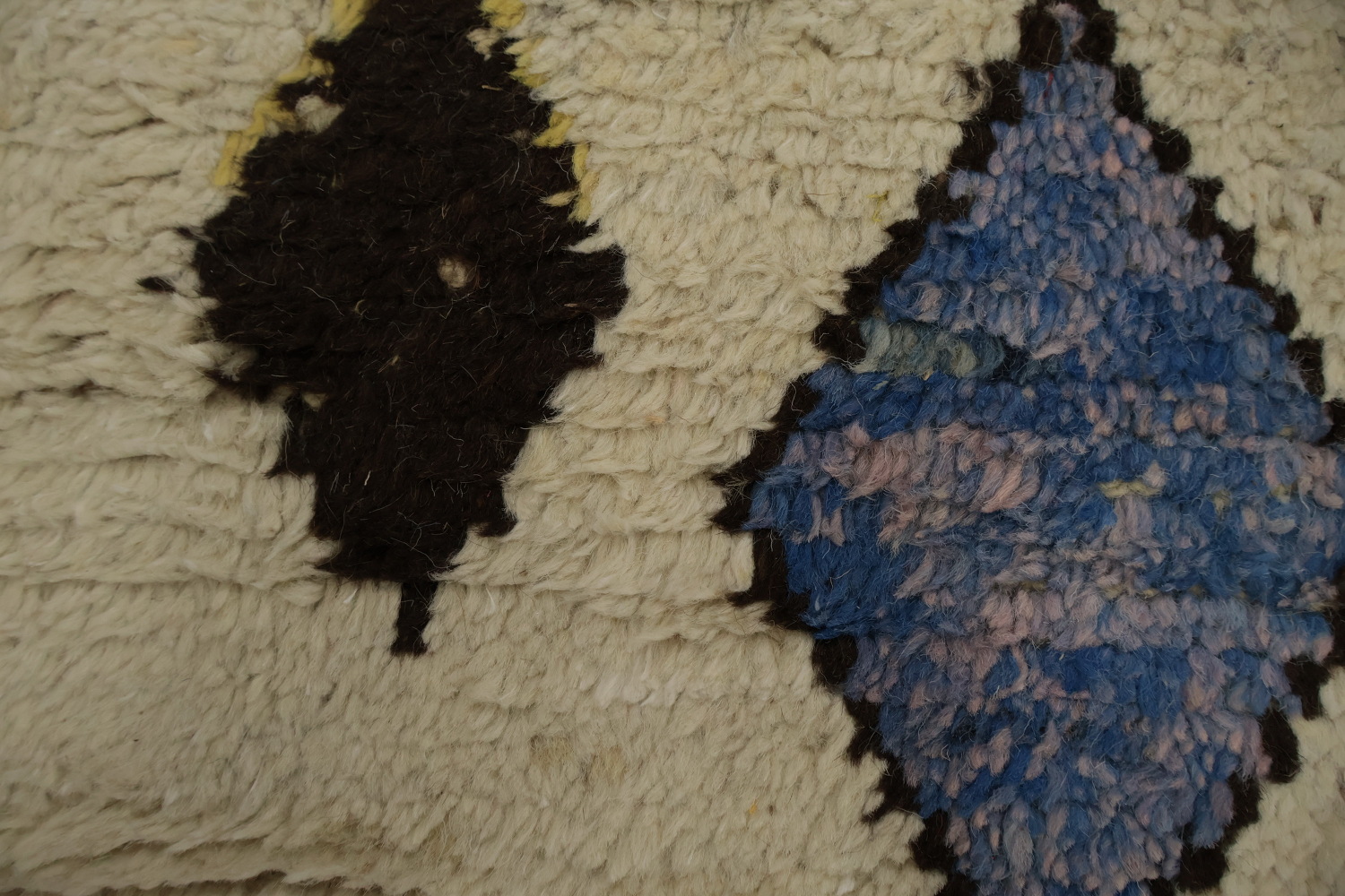 Rustic Charm Handmade Moroccan Wool Area Rug 6x10