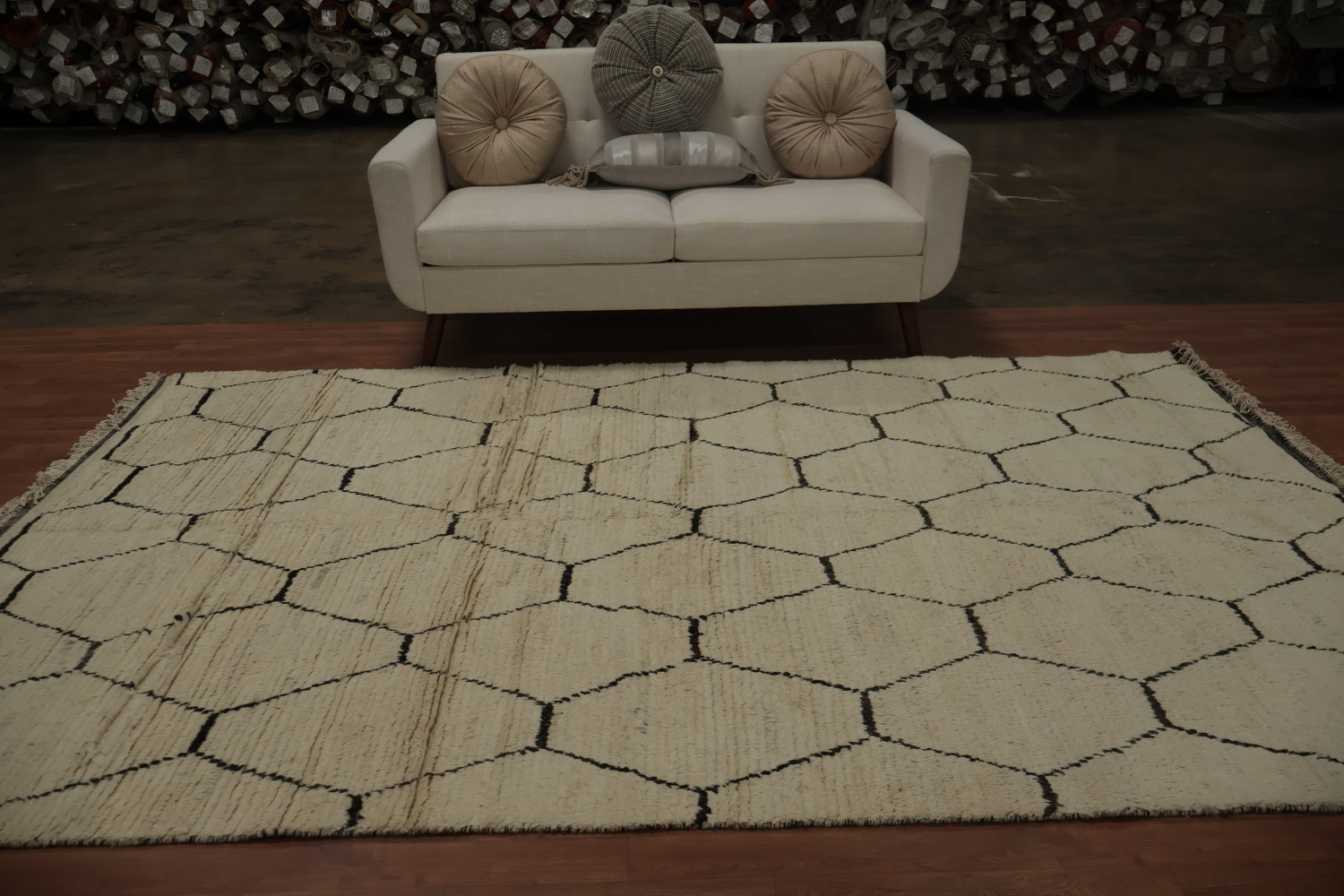 Minimalist Hexagonal Pattern Moroccan Area Rug 6x10 for Home Decor