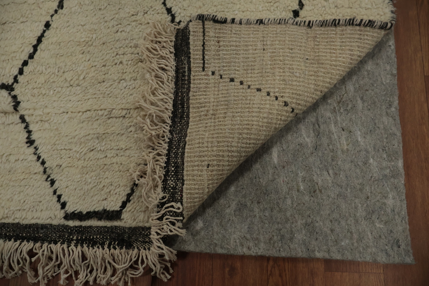 Minimalist Hexagonal Pattern Moroccan Area Rug 6x10 for Home Decor
