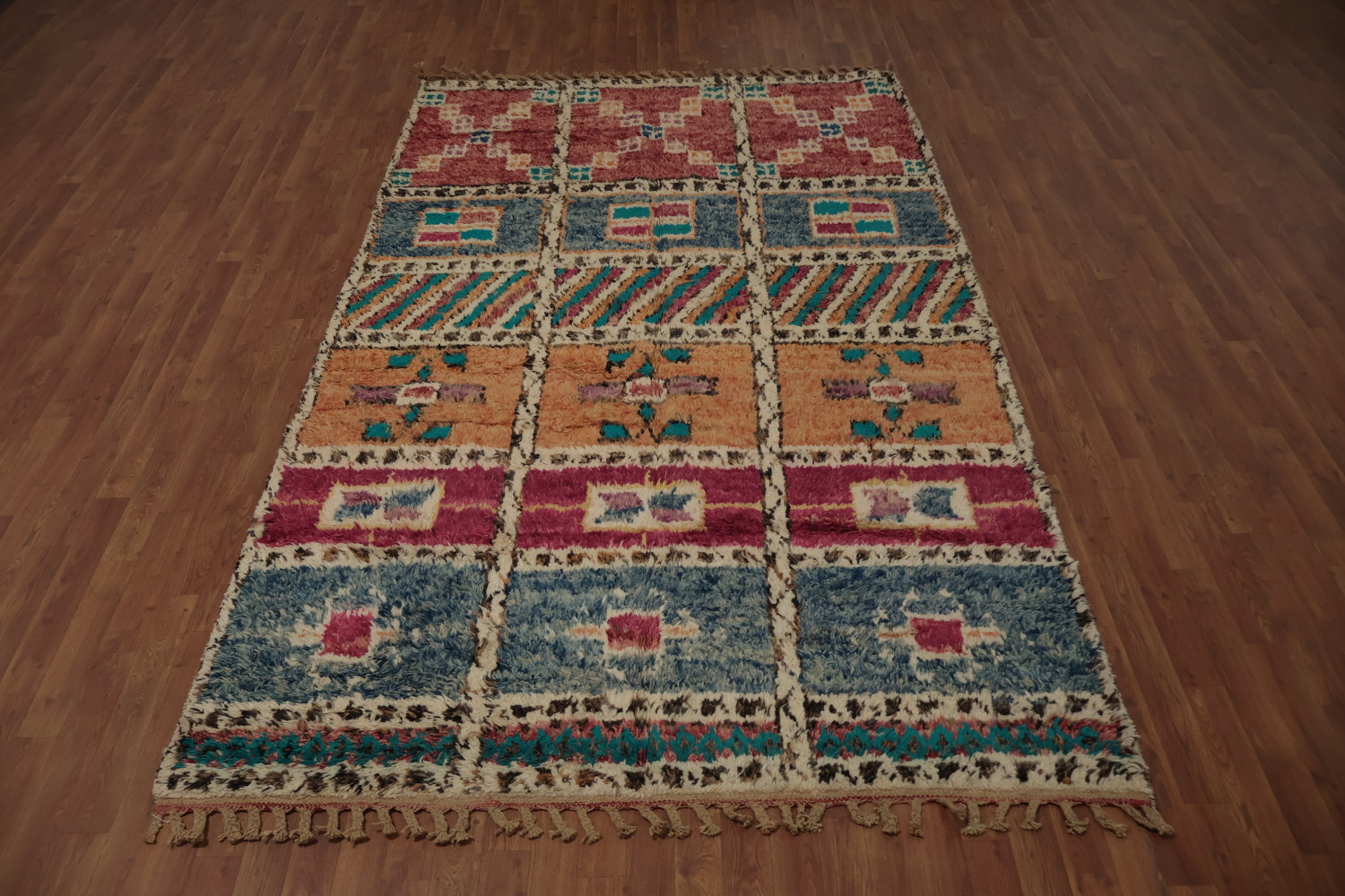 Handcrafted Moroccan Area Rug 6x10 with Symmetrical Design Details