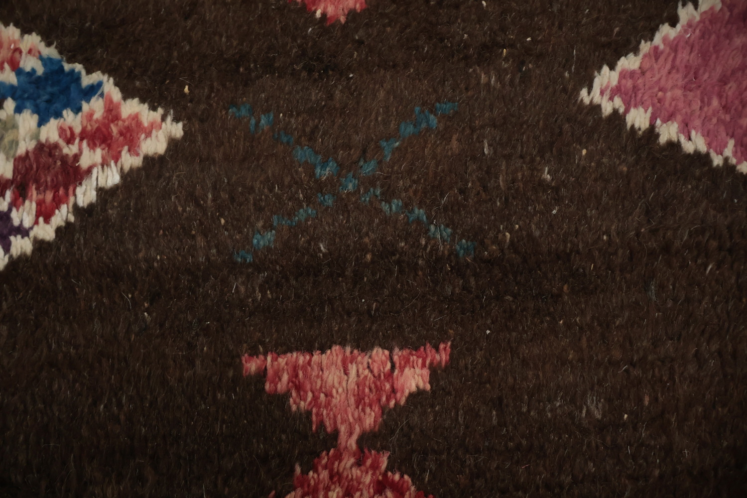 Chic Moroccan Area Rug 7x11 with Intricate and Colorful Geometry