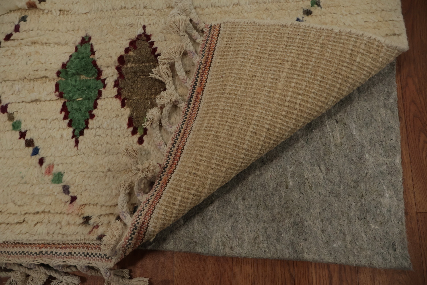 Unique Handcrafted Berber Moroccan Area Rug 6x10 with Tribal Motifs