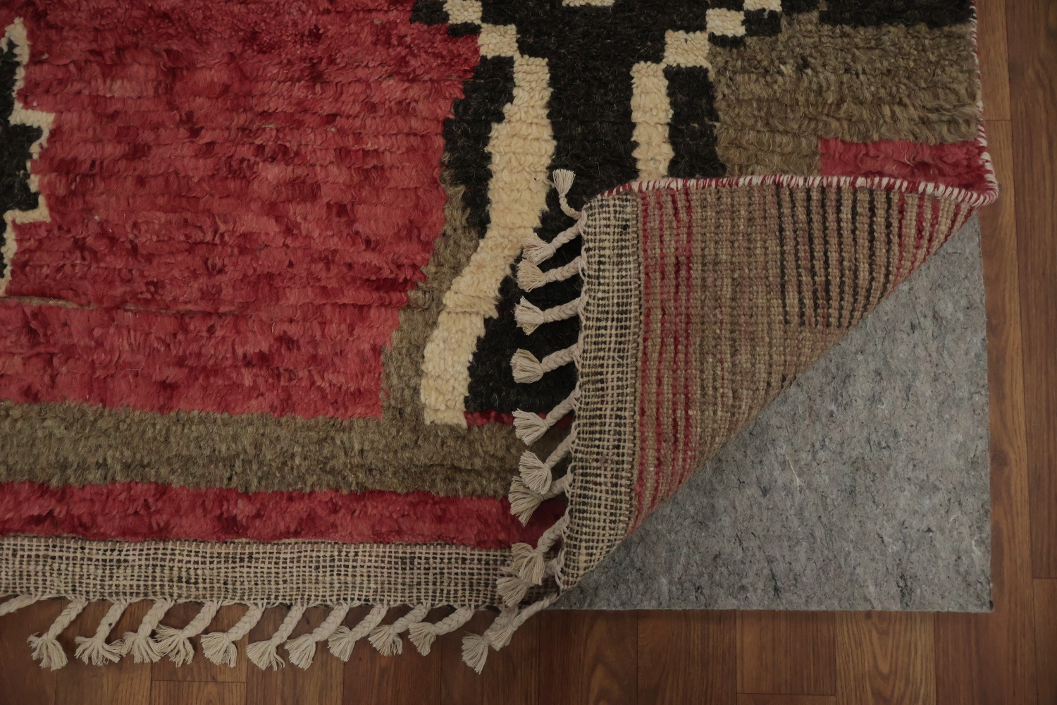 Artistic Bohemian Moroccan Area Rug 8x11 with Asymmetrical Patterns