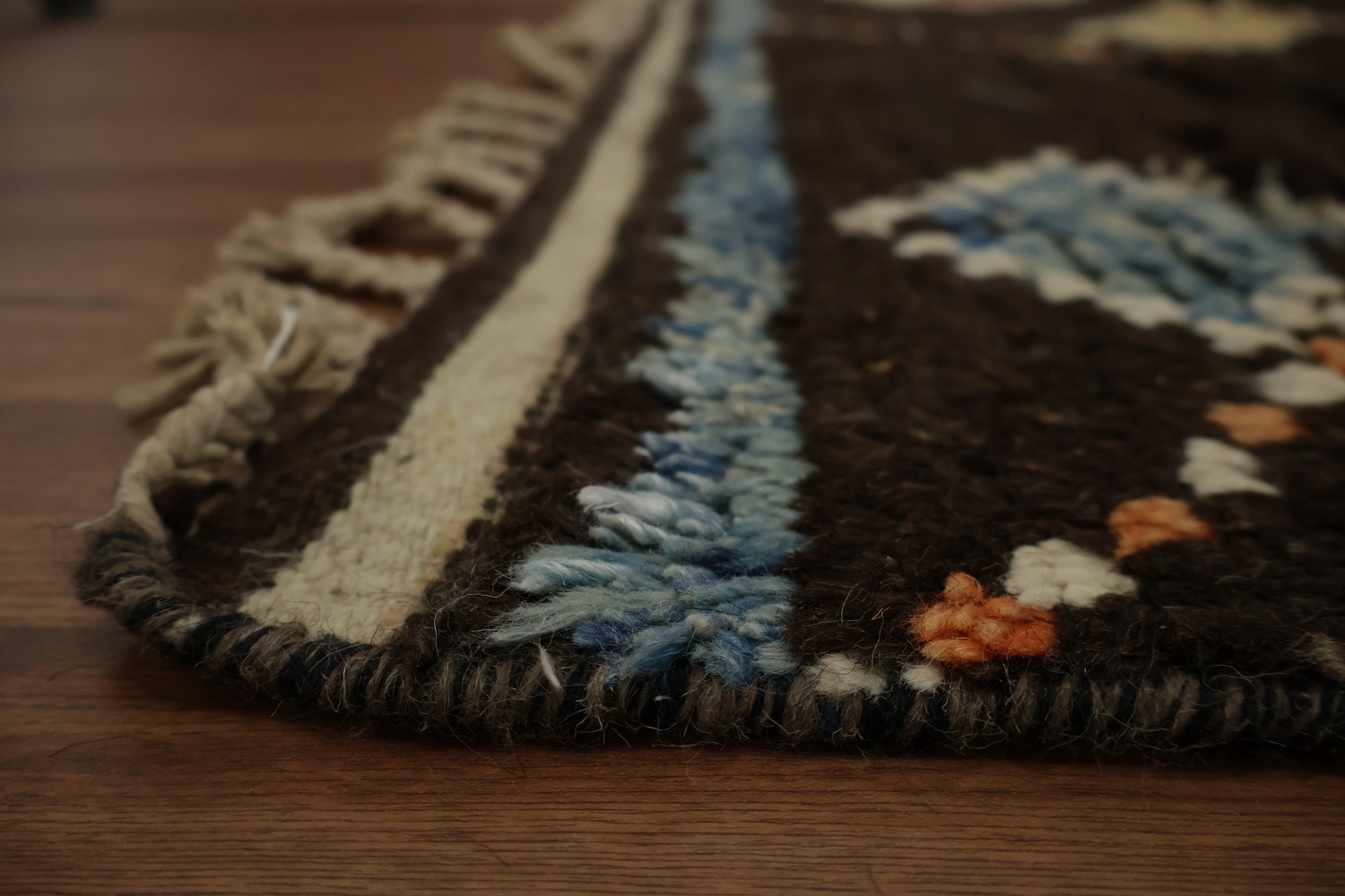 Handcrafted Moroccan Area Rug 7x11 with Dynamic Diamond Motifs