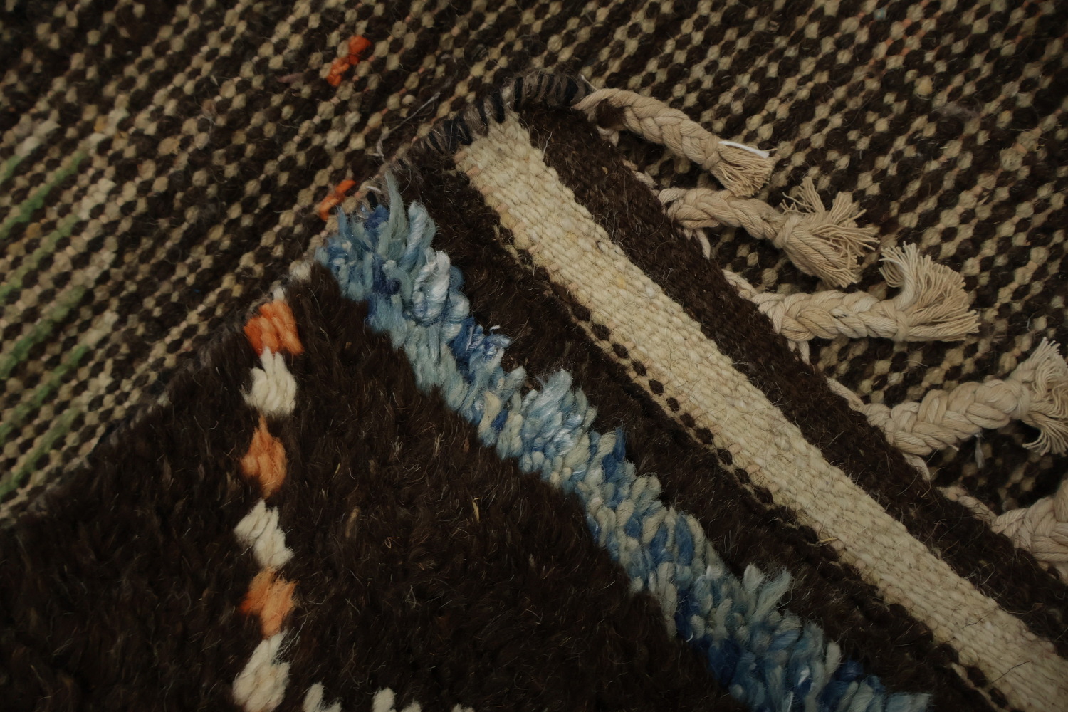 Handcrafted Moroccan Area Rug 7x11 with Dynamic Diamond Motifs