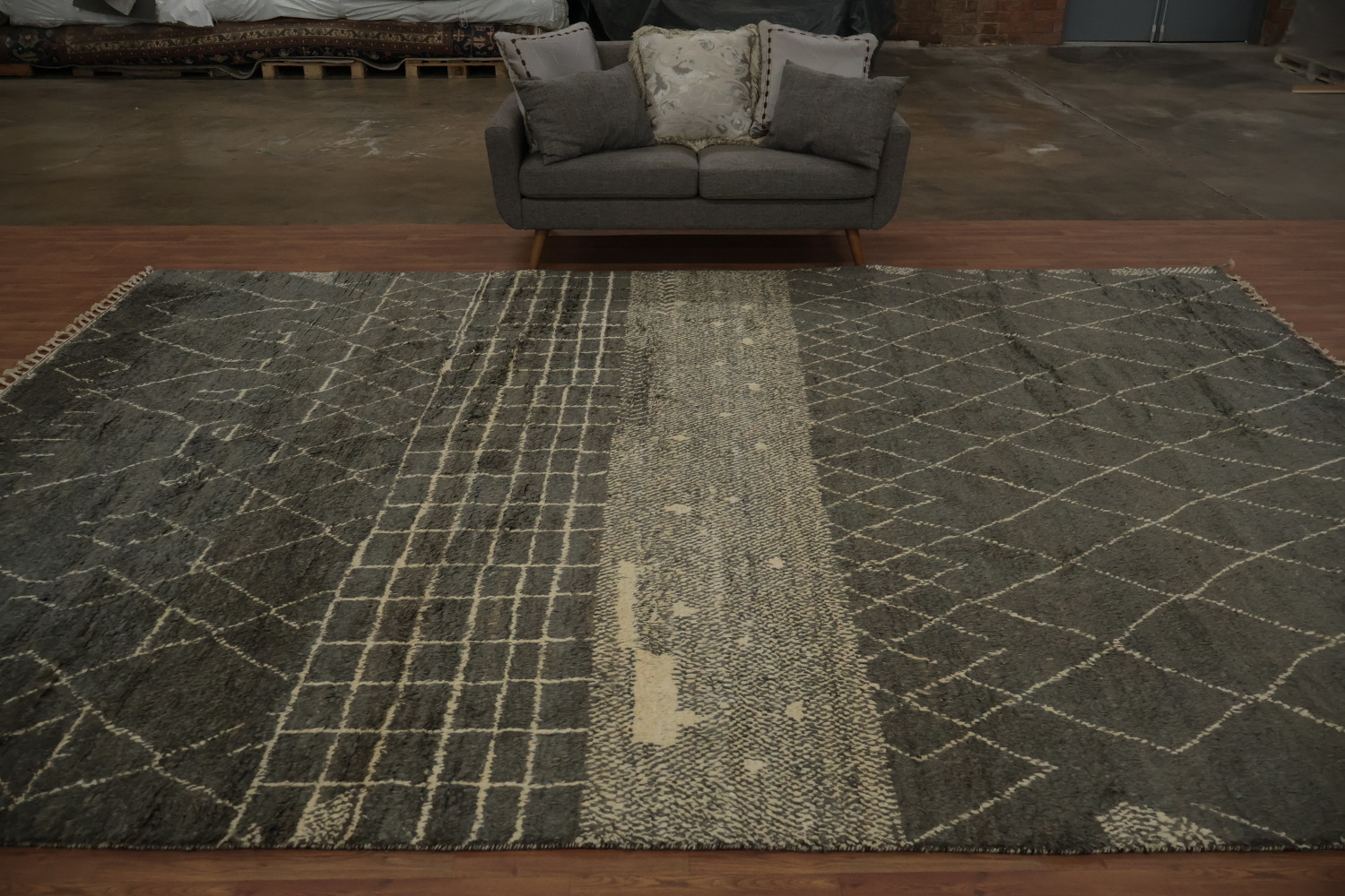 Trellis Moroccan Wool Handmade Rug 10x15