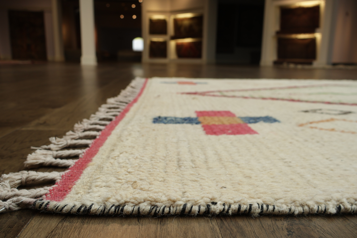 Minimalist Tribal Ivory Moroccan Rug Featuring Geometric and Linear Designs 6x10 ft