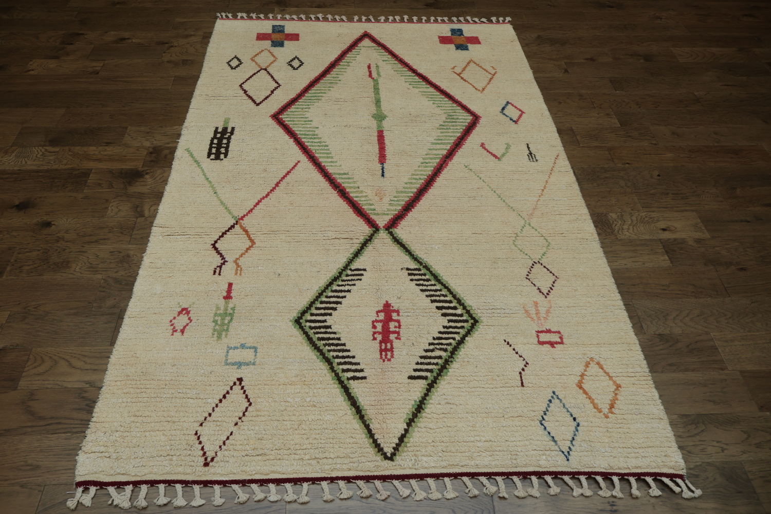Minimalist Tribal Ivory Moroccan Rug Featuring Geometric and Linear Designs 6x10 ft