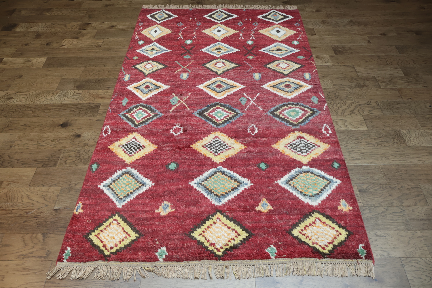 Chic Geometric Red Moroccan Area Rug for Modern Room Decor 6x10