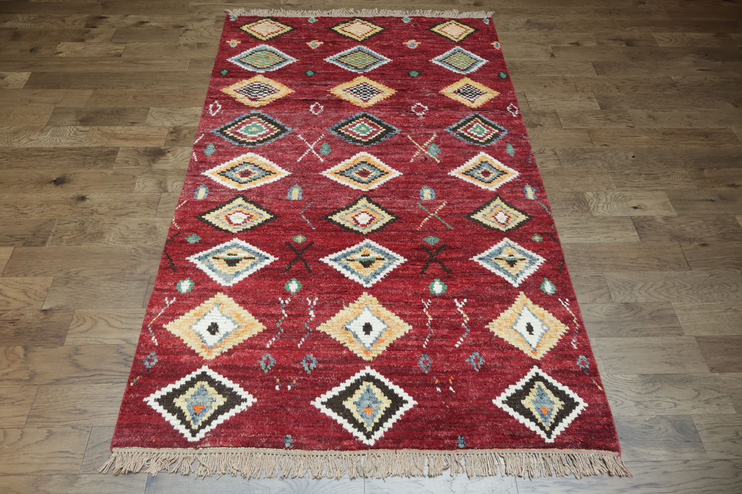 Chic Geometric Red Moroccan Area Rug for Modern Room Decor 6x10