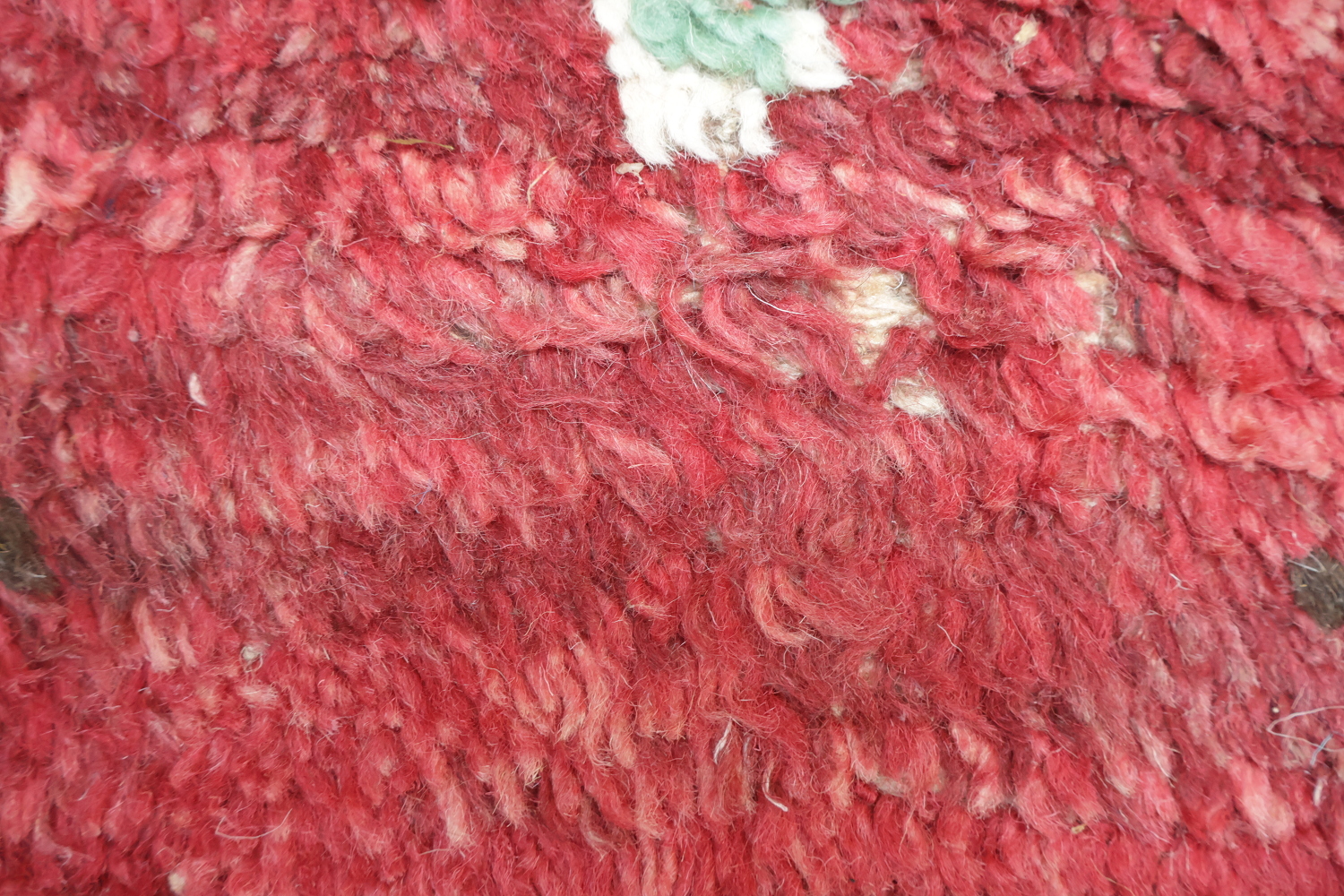 Chic Geometric Red Moroccan Area Rug for Modern Room Decor 6x10