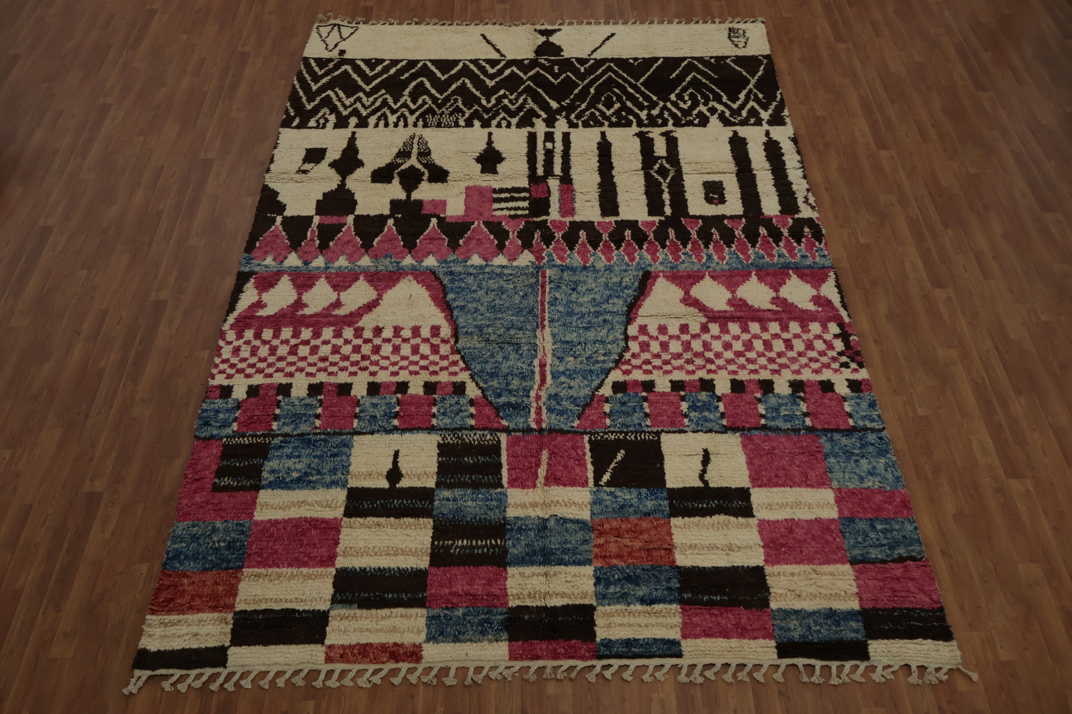 Transform Your Space with a Stylish Moroccan Large Area Rug 9x13