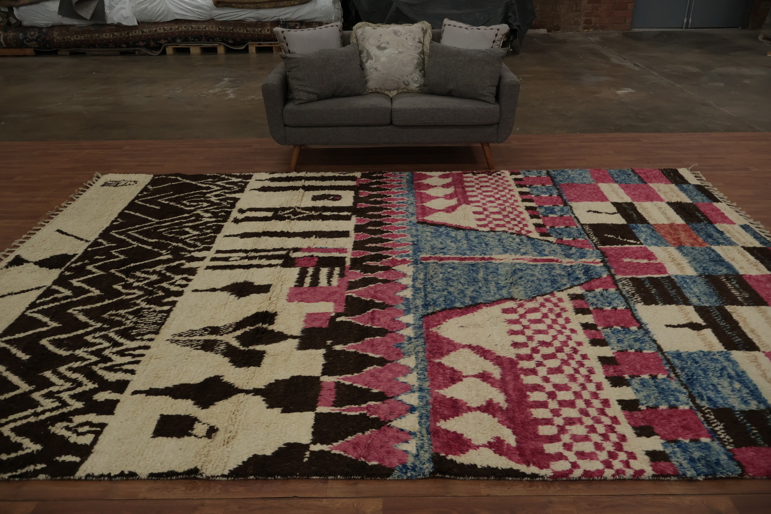 Transform Your Space with a Stylish Moroccan Large Area Rug 9x13