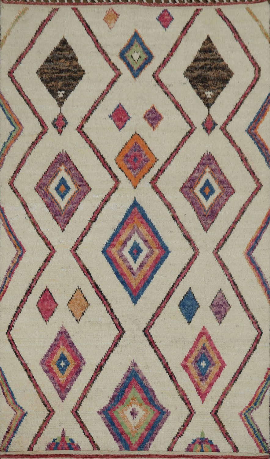 Handcrafted Tribal-Inspired Rug with Colorful Diamond Designs 6x10 ft