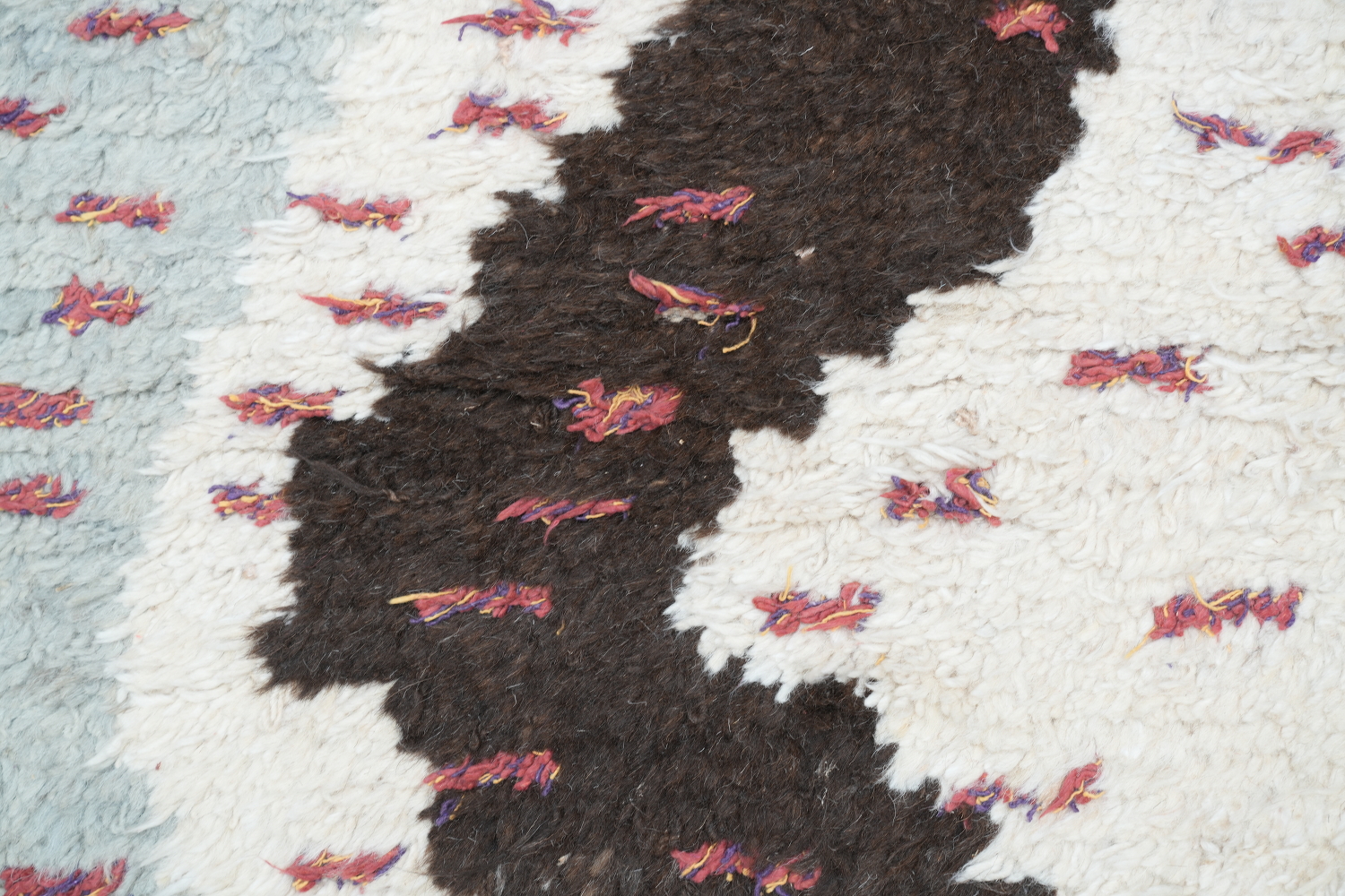 Contemporary Moroccan Off-White Rug with Bold Abstract Black and White Design 3x13 ft