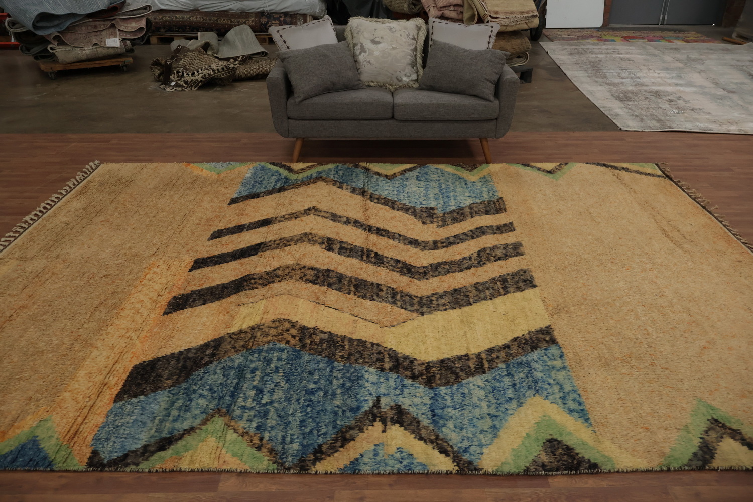 Elegant Chevron Moroccan Area Rug 9x13 with Earthy and Blue Hues