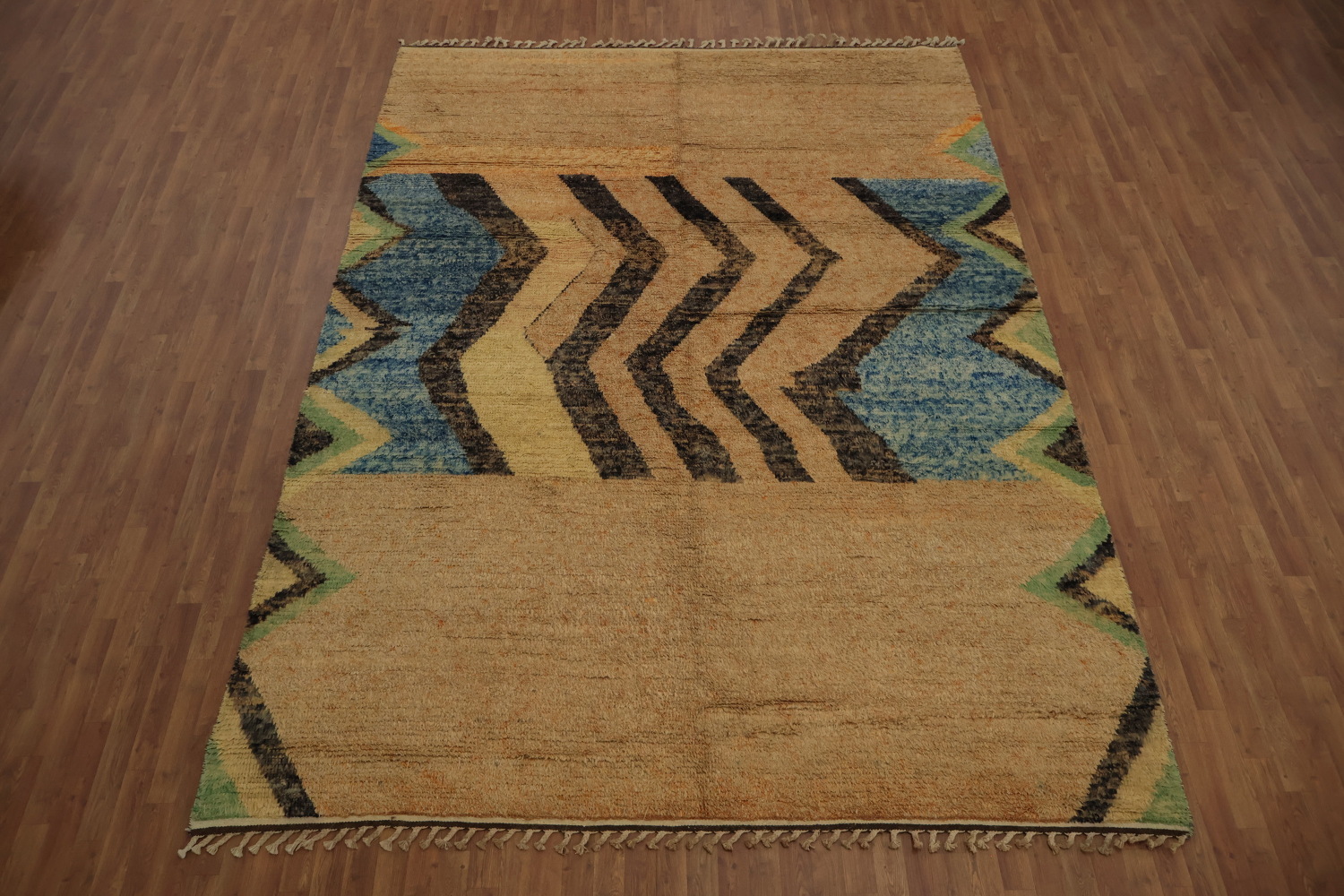 Elegant Chevron Moroccan Area Rug 9x13 with Earthy and Blue Hues