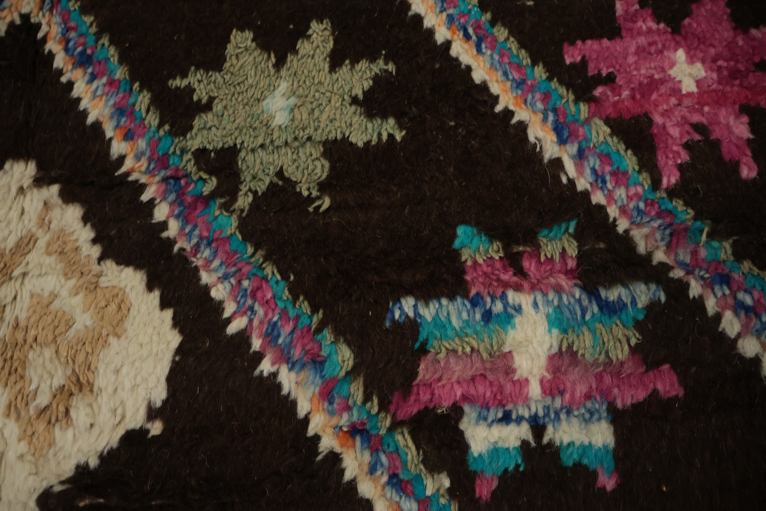 Tribal Moroccan Wool Area Rug 6x10