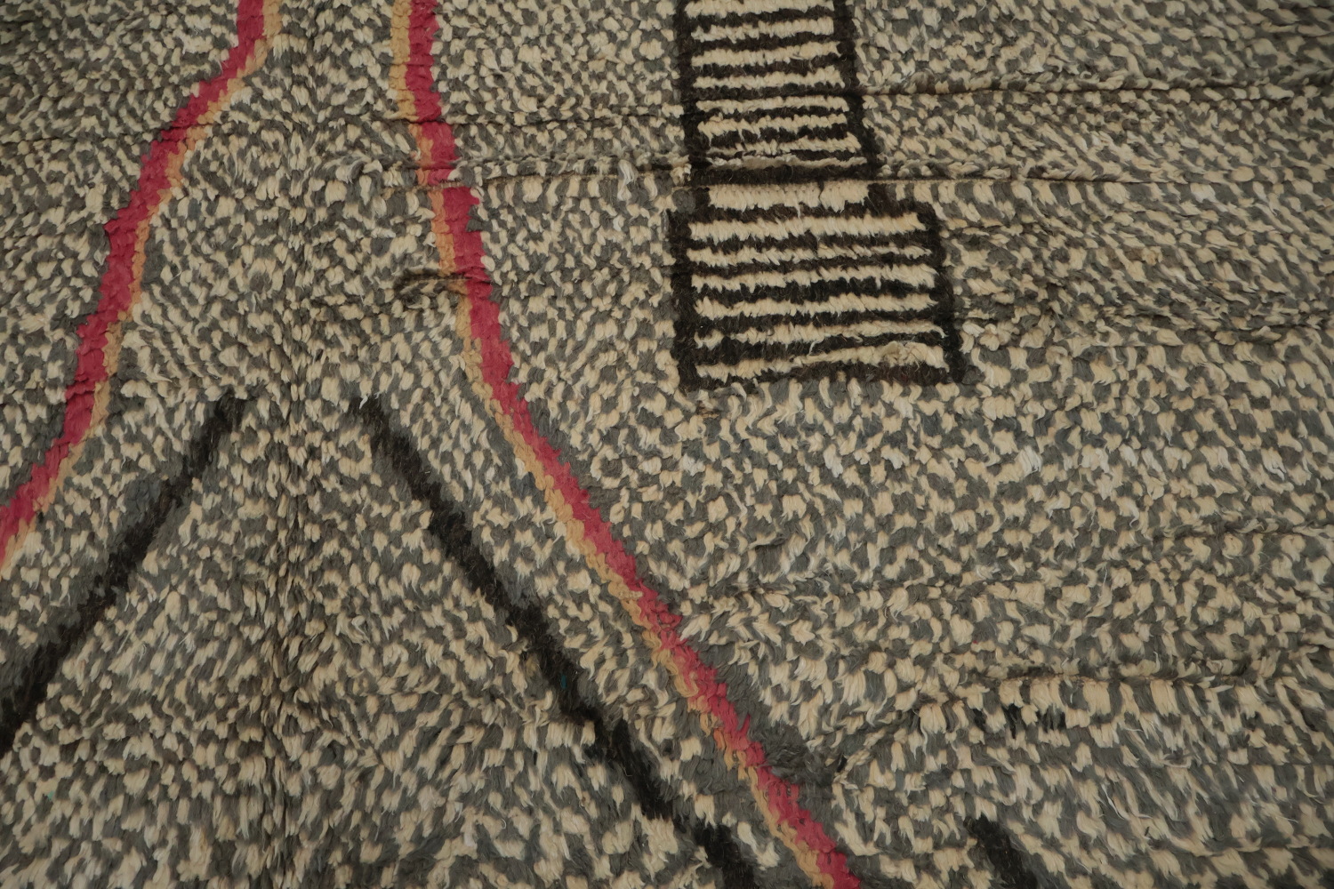 Moroccan Large Area Rug 9x12 with Unique Geometric Patterns