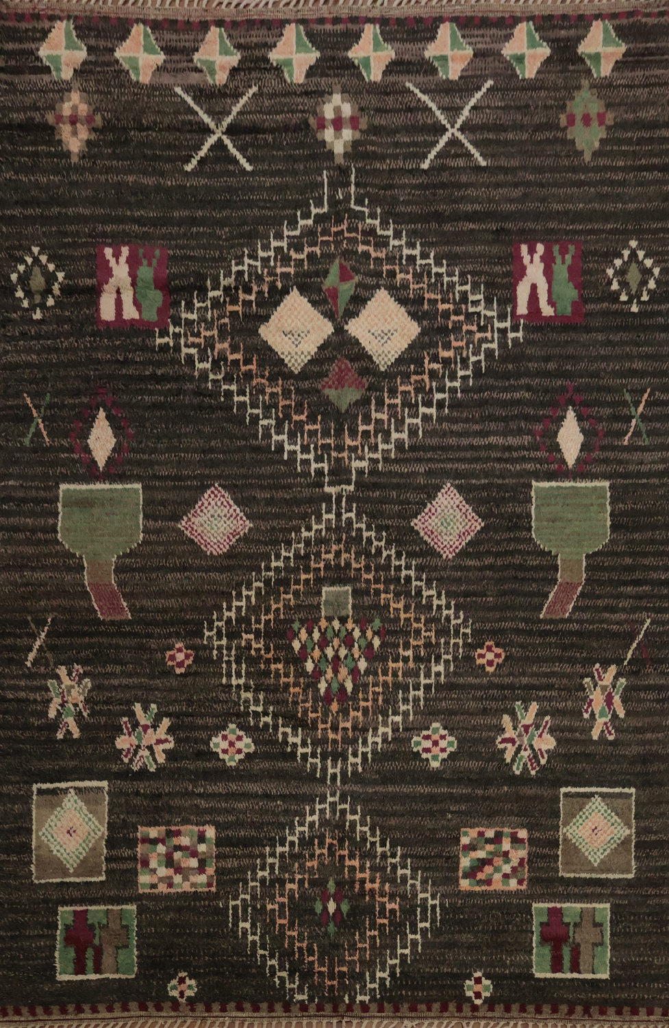 Bold Moroccan Wool Area Rug 9x13 Adding Texture to Your Interior Design