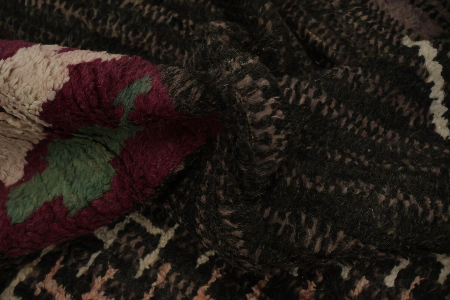 Bold Moroccan Wool Area Rug 9x13 Adding Texture to Your Interior Design
