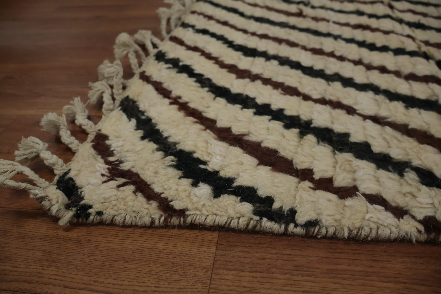 Earthy Tone Moroccan Handmade Large Rug 10x14 with Tribal Motifs