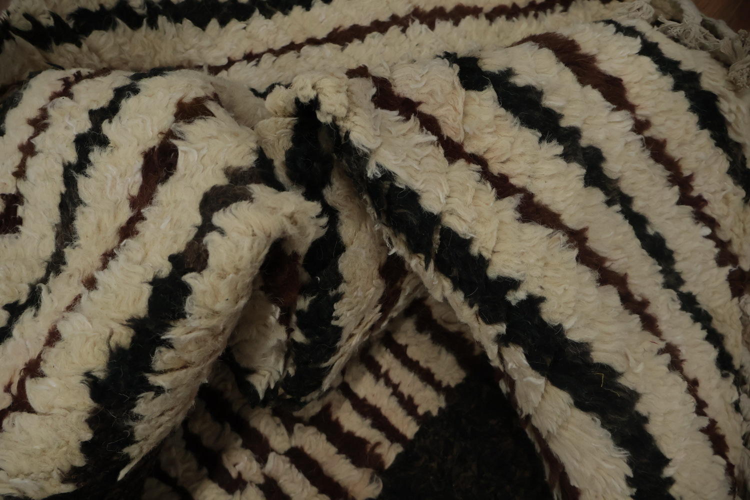 Earthy Tone Moroccan Handmade Large Rug 10x14 with Tribal Motifs