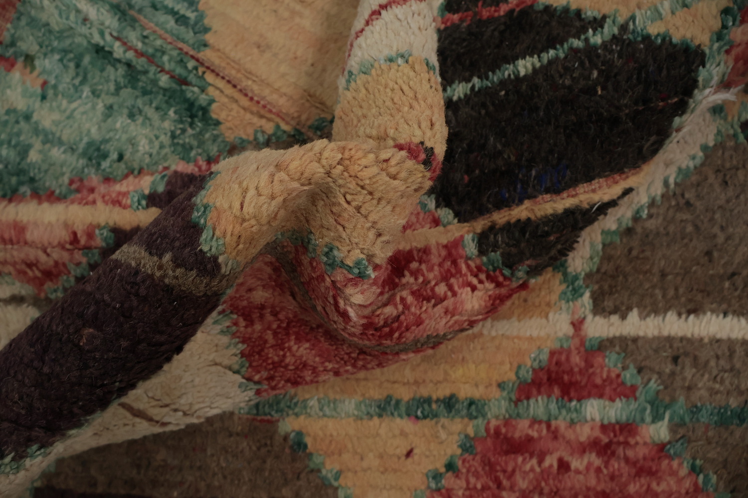 Rustic Charm Diamond Moroccan Large Rug 10x14 to Enrich Any Living Space