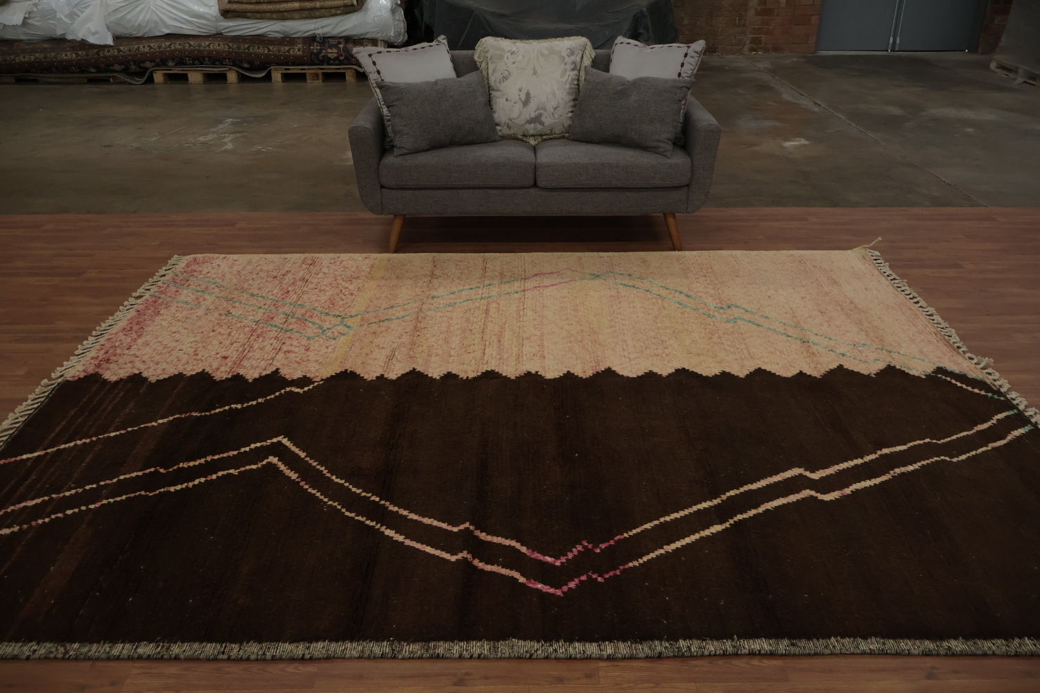 Chic Two-Tone Moroccan Area Rug 8x11 Bold Geometric Design