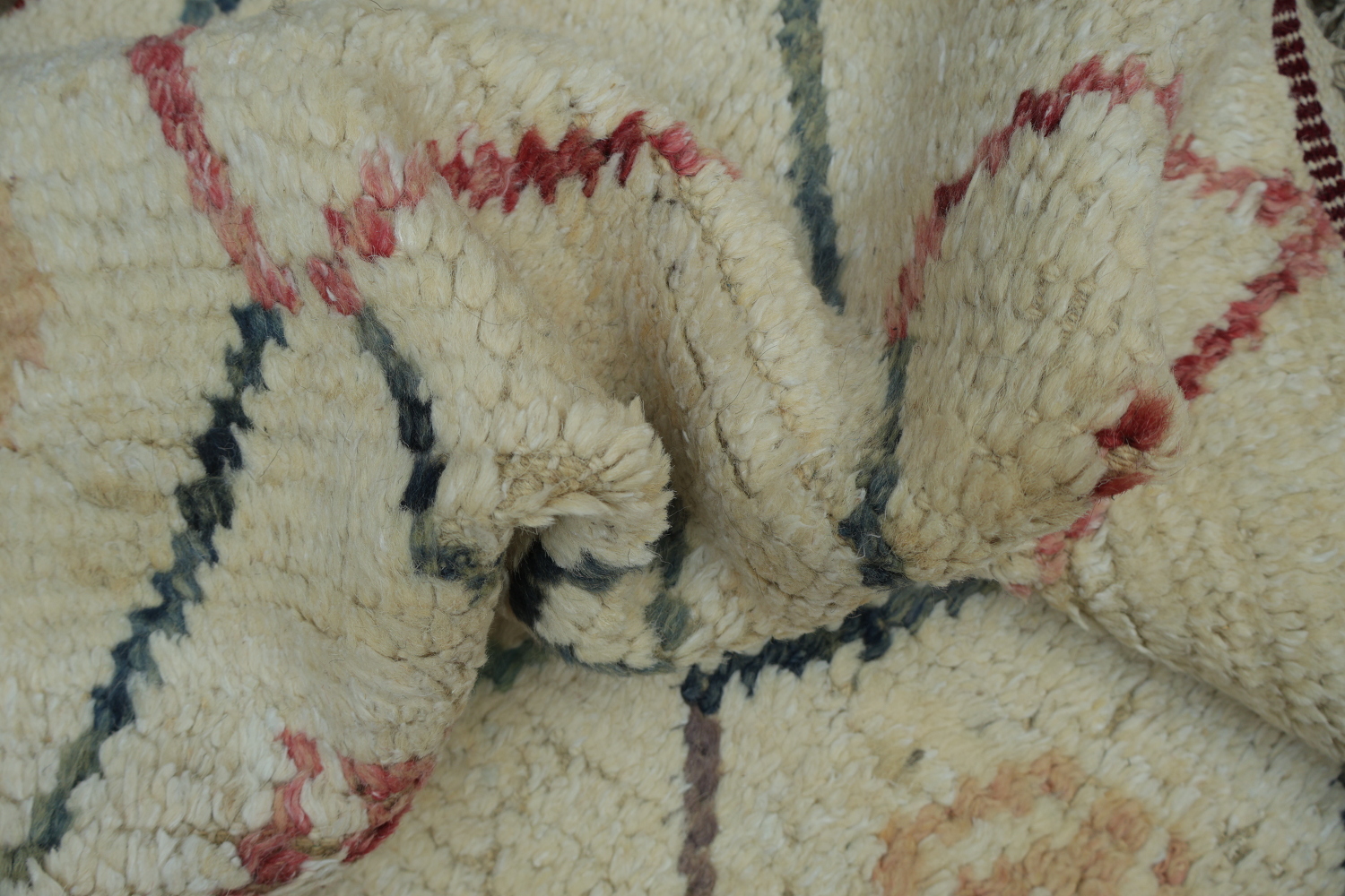 Versatile Off-White Moroccan Rug with Colorful Abstract Diamond Motifs 6x9