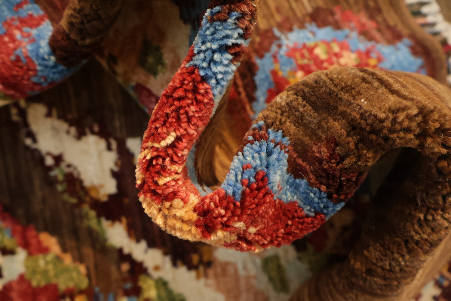 Colorful Butterfly and Earth Toned Abstract Rug for Elegance 6x8