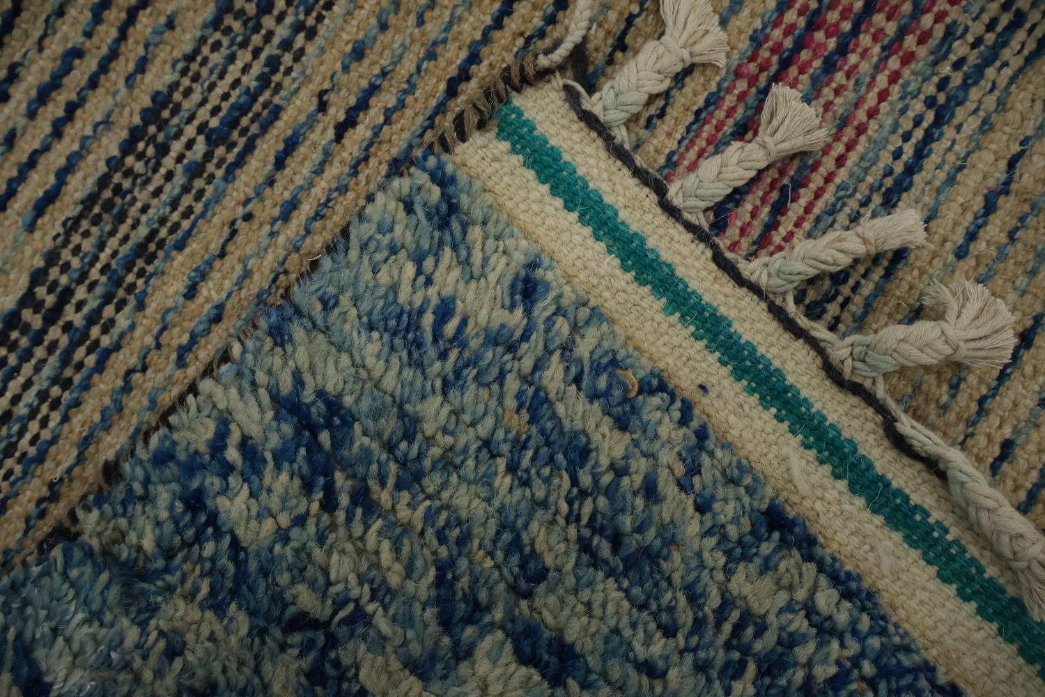 Extravagant and Bold Moroccan Large Rug 12x20 for Creative Decor