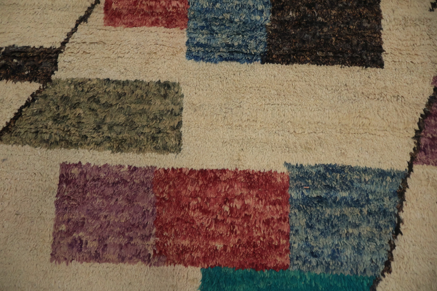 Chic Color Block Geometric Moroccan Area Rug 10x15 for Modern Interiors