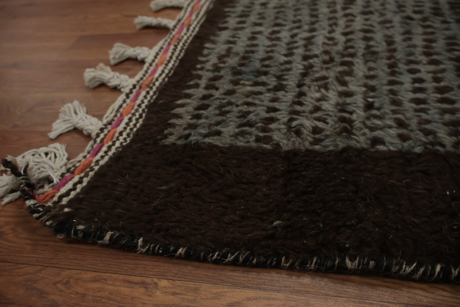 Bold Yet Subtle Artistic Statements in Moroccan Area Rug 9x13