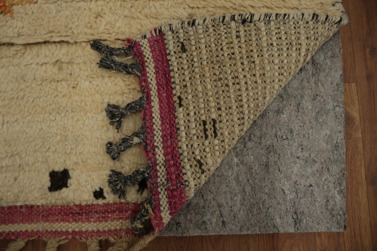 Artistic Moroccan Wool Area Rug 9x13 with Colorful Earthy Hues