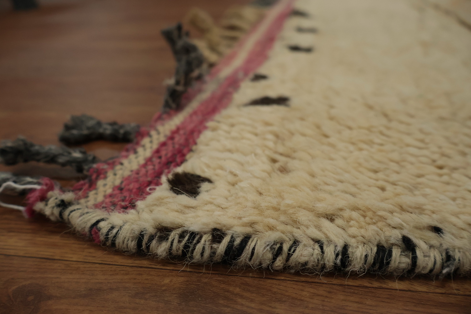 Artistic Moroccan Wool Area Rug 9x13 with Colorful Earthy Hues