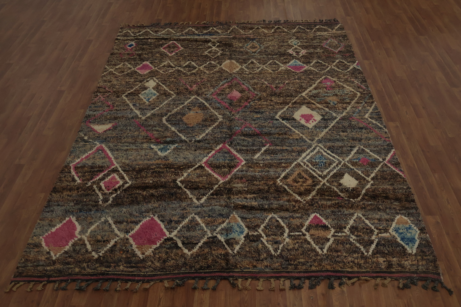 Transform Your Space with Geometric Moroccan Area Rug 8x11