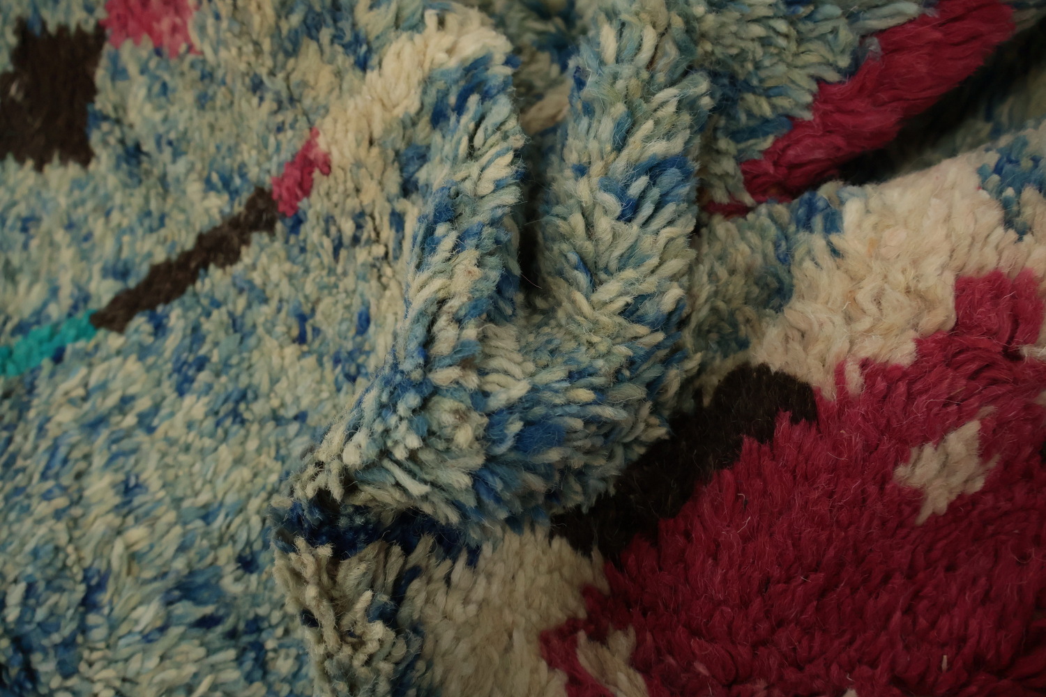 Blue Diamond Moroccan Area Rug 8x11 for Vibrant Home Decor