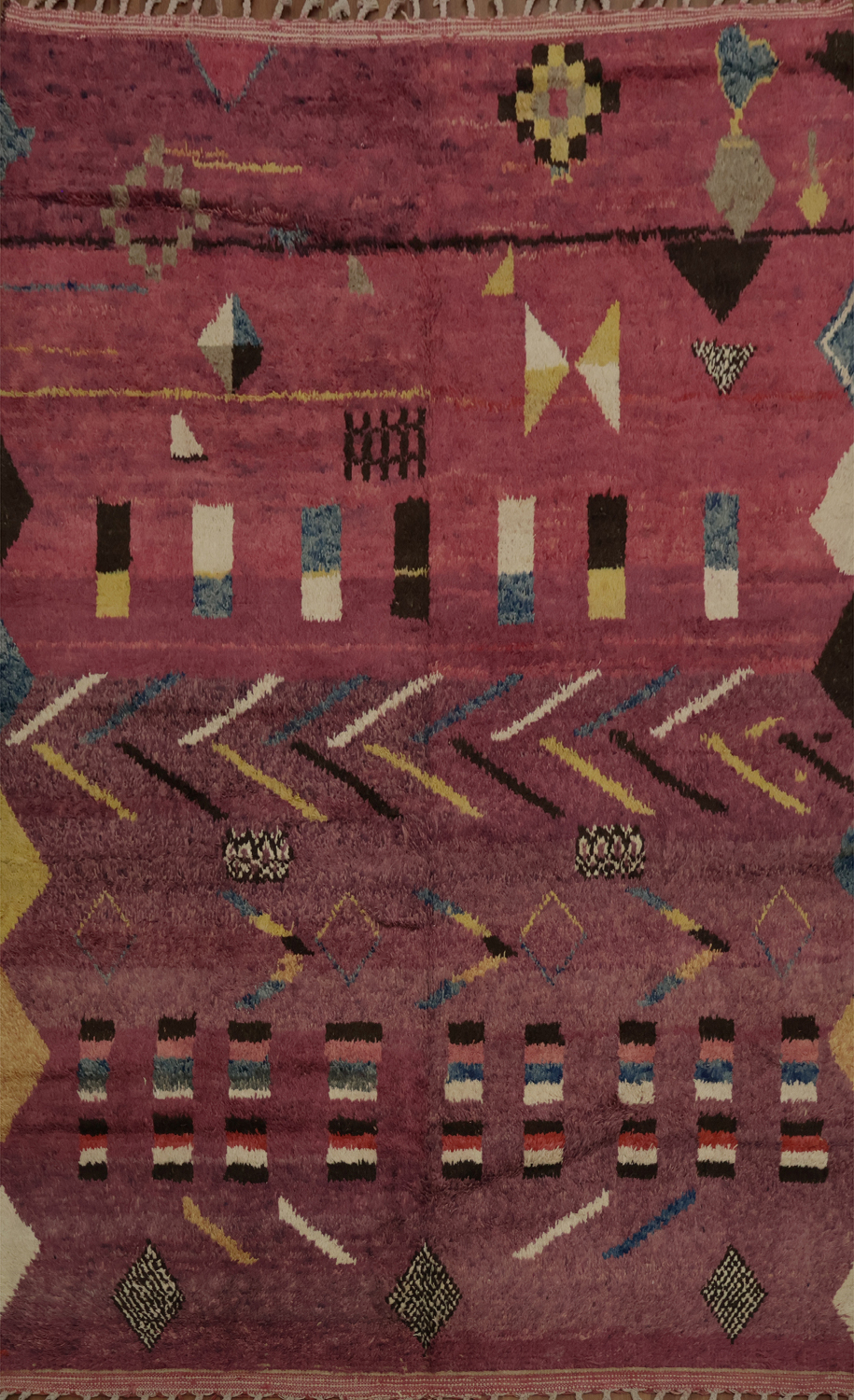 Stylish Moroccan Area Rug 8x11 for Contemporary Home Decor