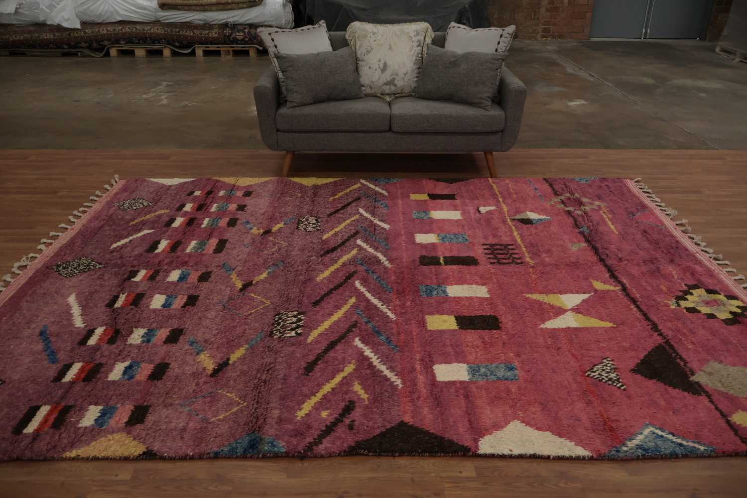 Stylish Moroccan Area Rug 8x11 for Contemporary Home Decor