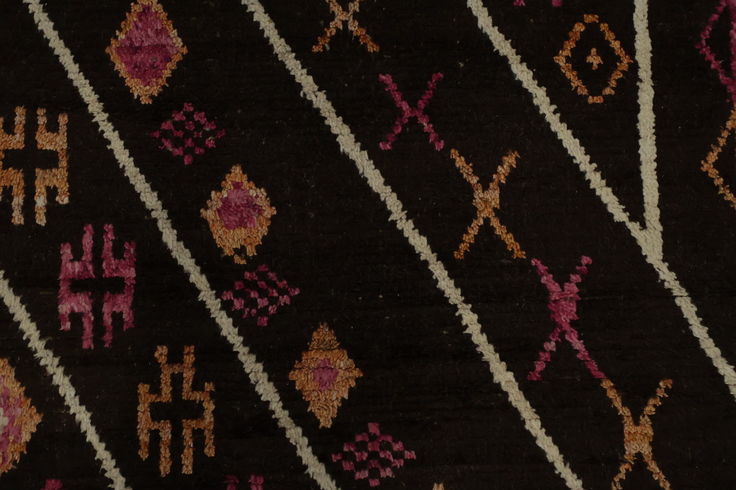 Bohemian Moroccan Large Rug 10x15 with Chevron Patterns