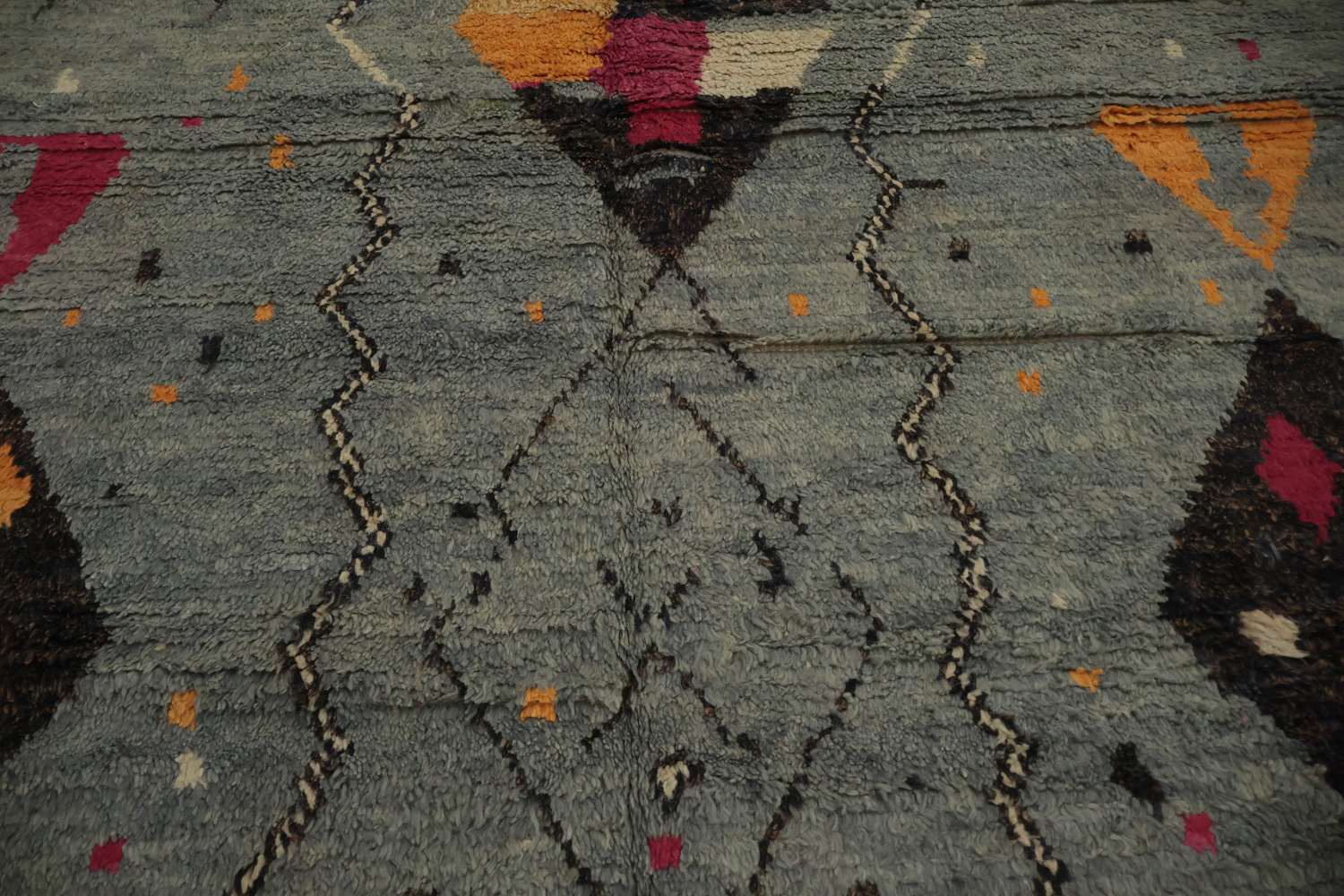 Artisan Geometric Moroccan Area Rug 8x11 Adds Colorful Flair to Rooms