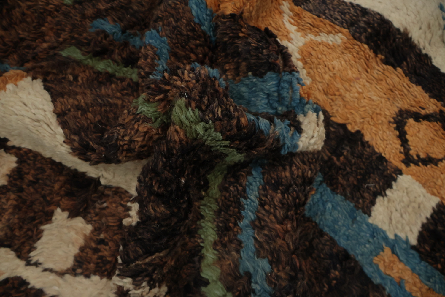 Colorful Ethnic Design Woolen Moroccan Wool Area Rug 7x11