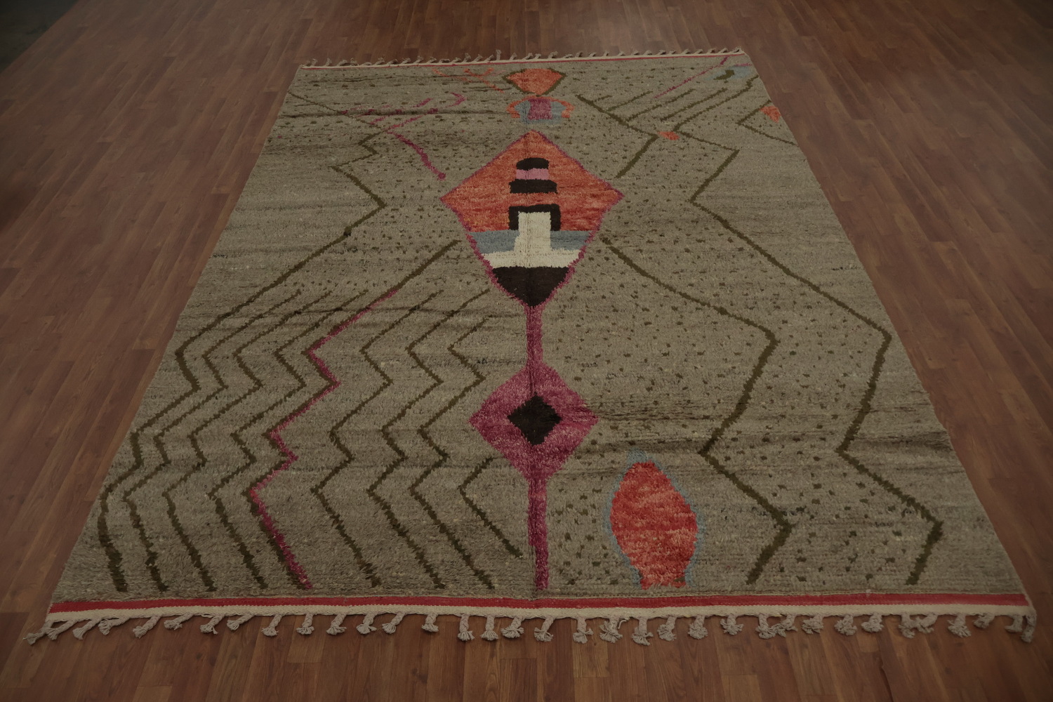 Geometric Elegance Handcrafted Moroccan Area Rug 8x11