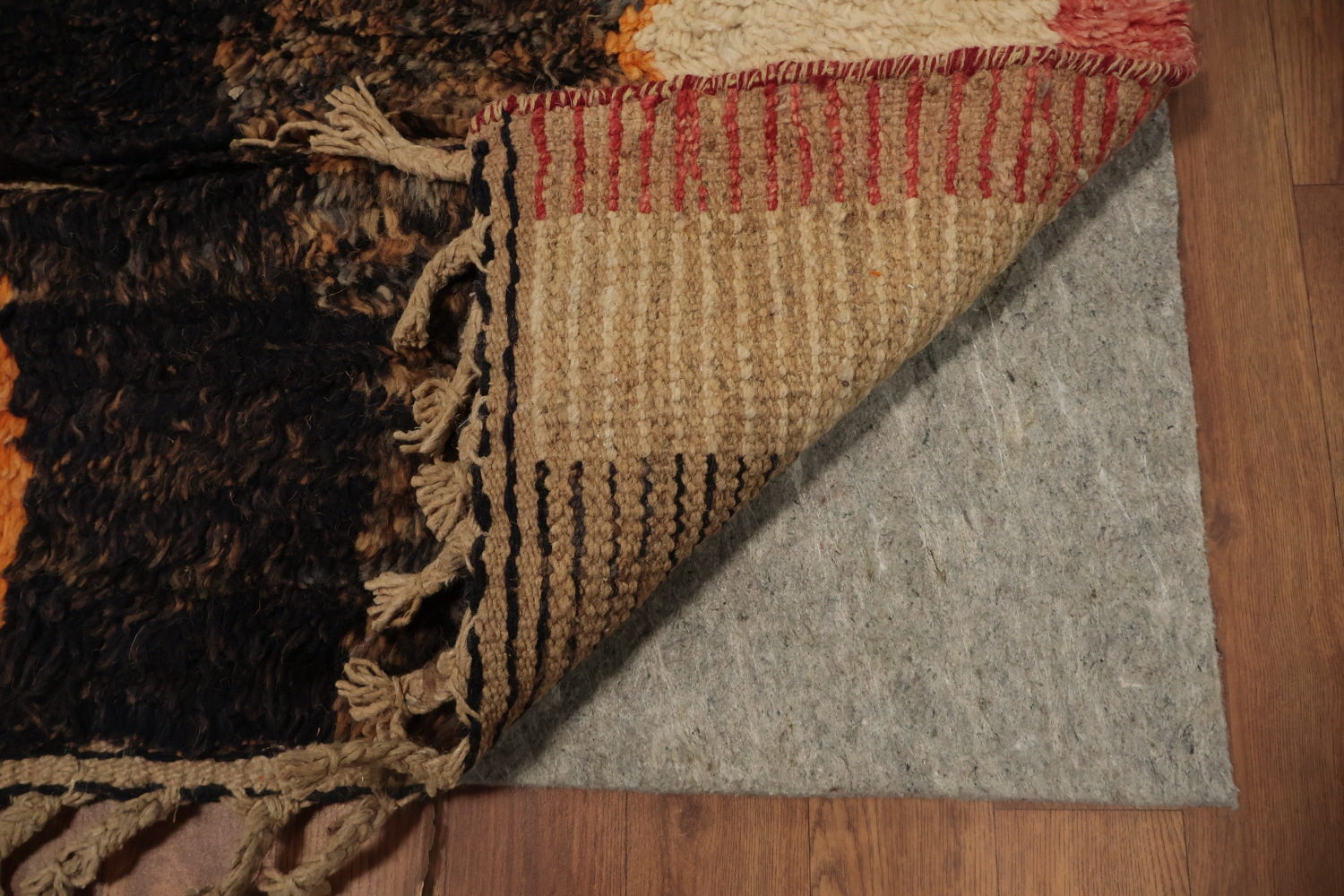 Eclectic Moroccan Area Rug 6x10 with Eye-catching Angular Motifs
